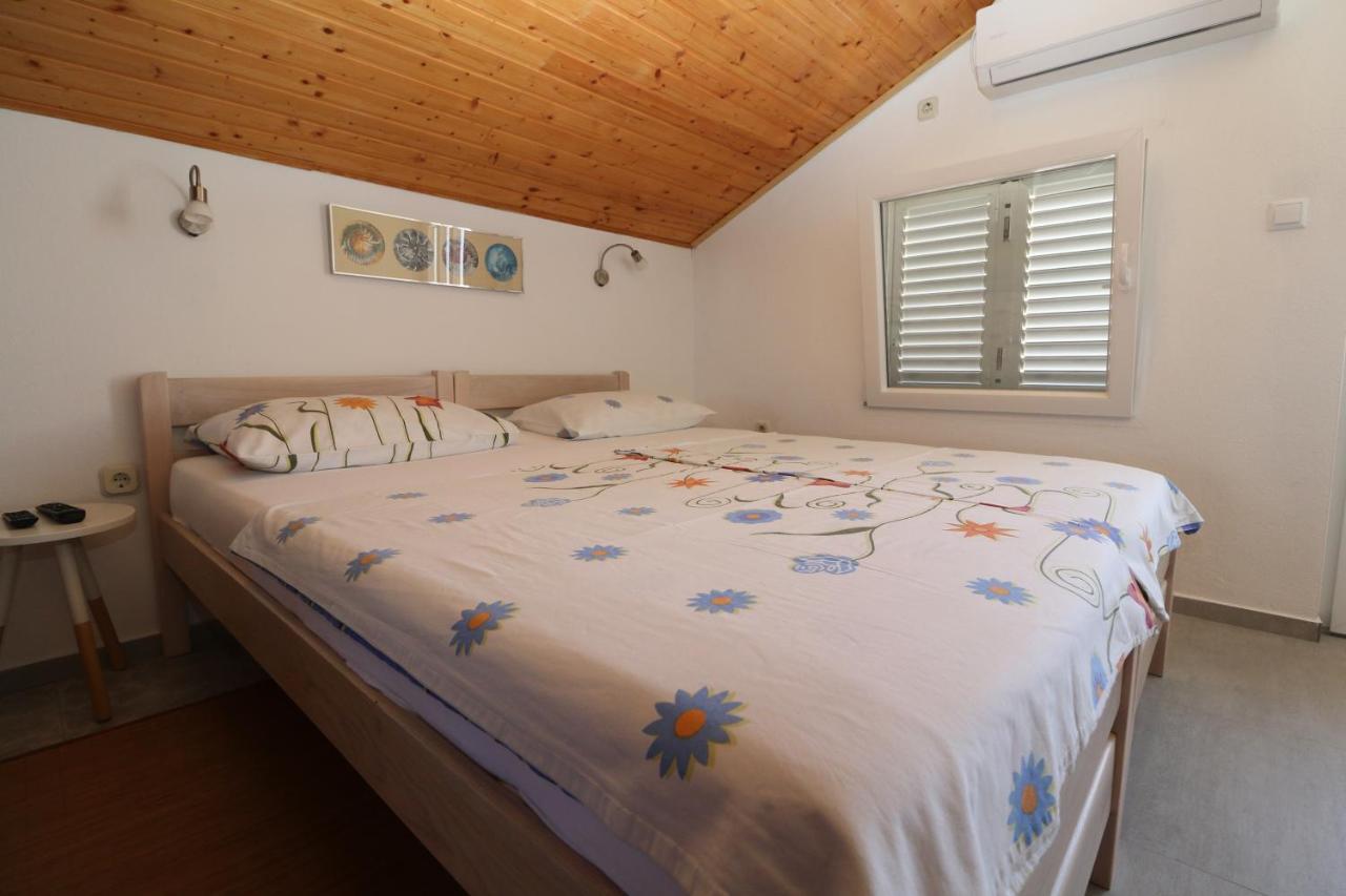 Apartments With A Parking Space Nin, Zadar - 11402 ภายนอก รูปภาพ