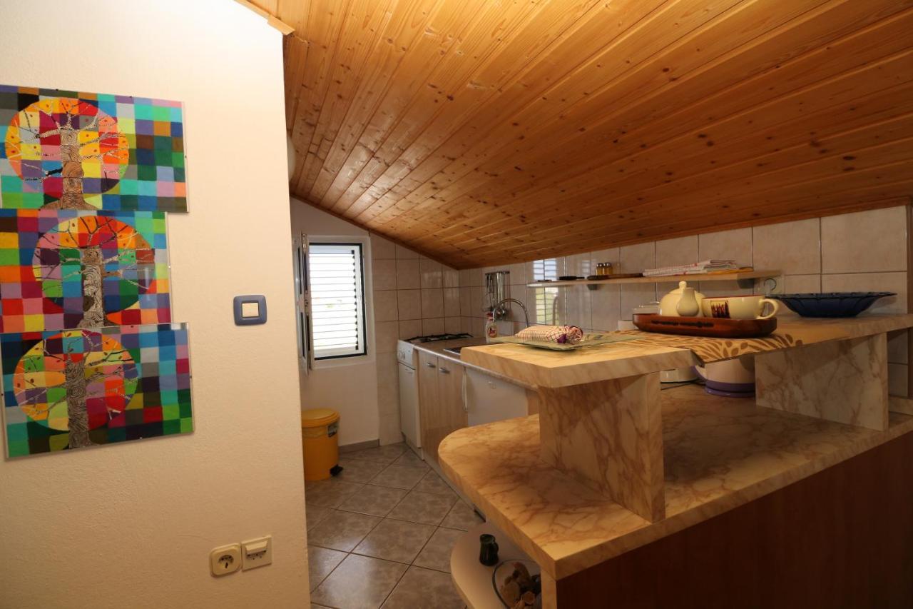 Apartments With A Parking Space Nin, Zadar - 11402 ภายนอก รูปภาพ
